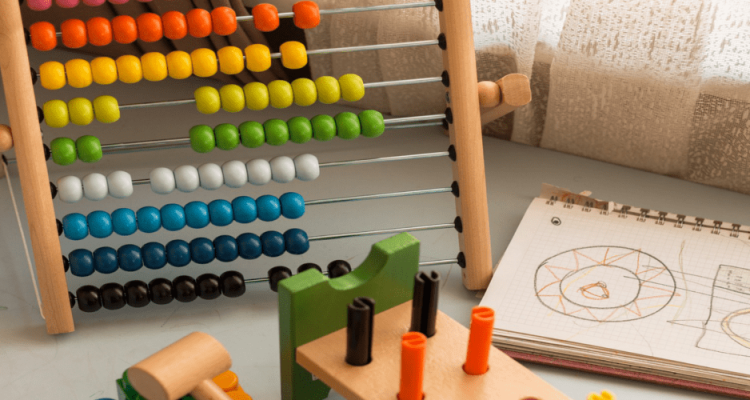Educational Toys That Help Kids Learn Effectively